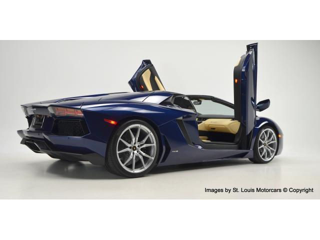 2013AventadorLP700-4 Roadster