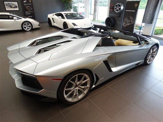 2013AventadorLP700-4 Roadster