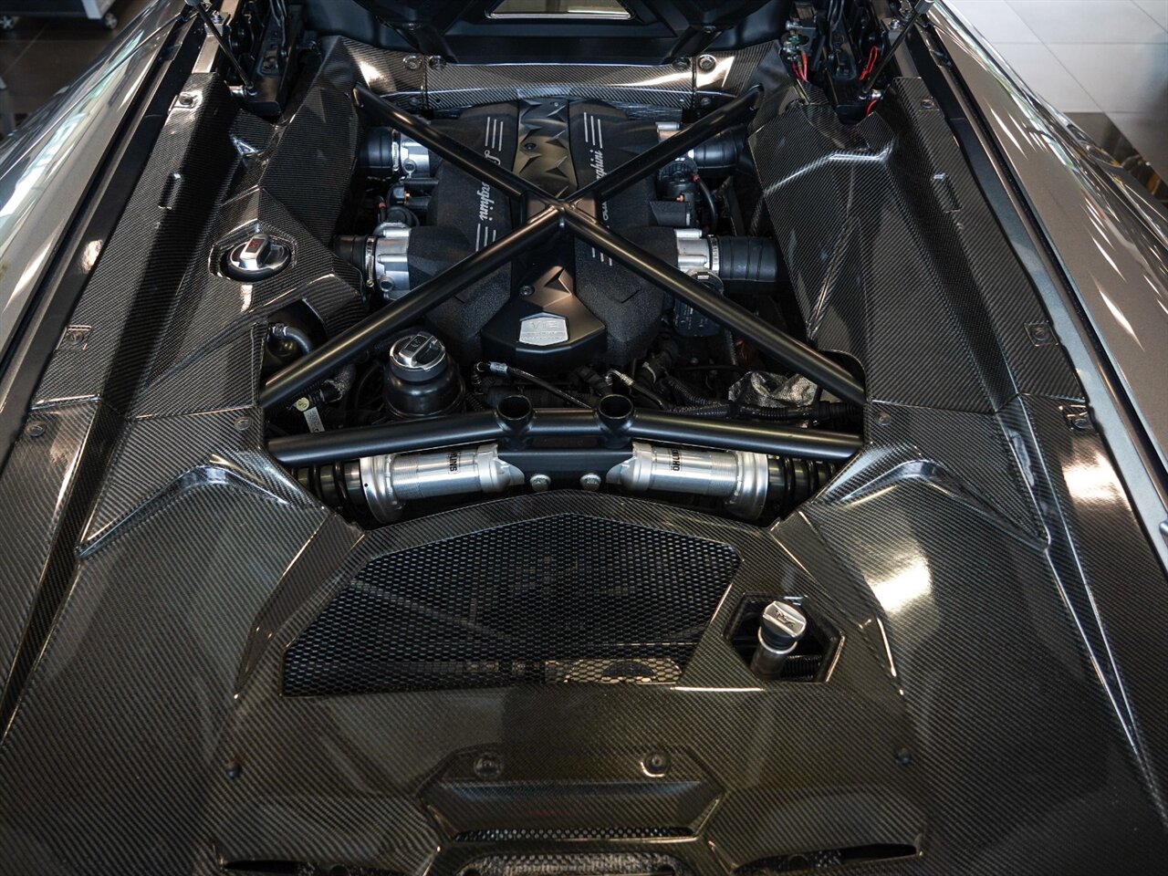 2015AventadorLP700-4 Roadster