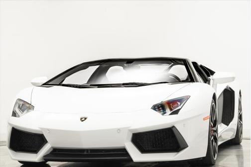 2013AventadorLP700-4 Roadster