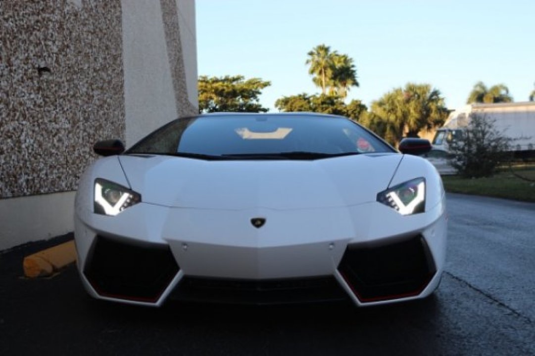 2016AventadorLP700-4 Roadster Pirelli Edition