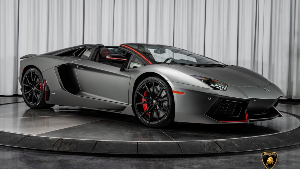2016AventadorLP700-4 Roadster Pirelli Edition