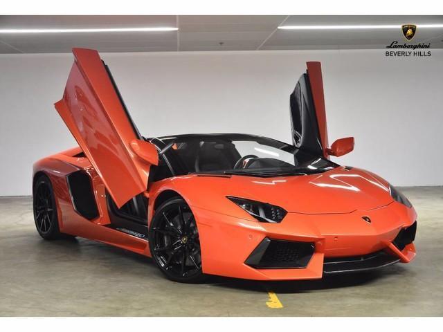 2016AventadorLP700-4 Roadster