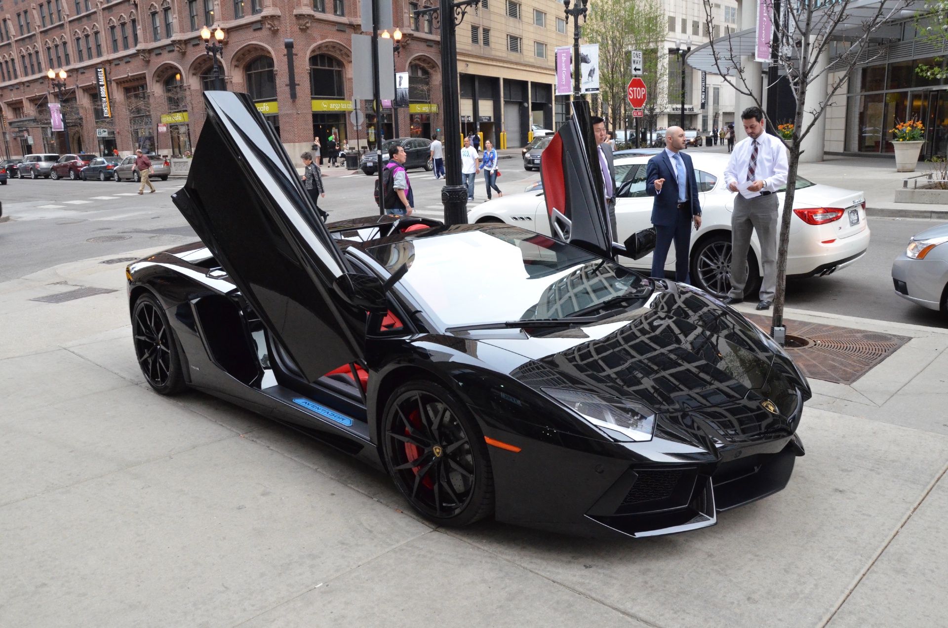 2014AventadorLP700-4 Roadster