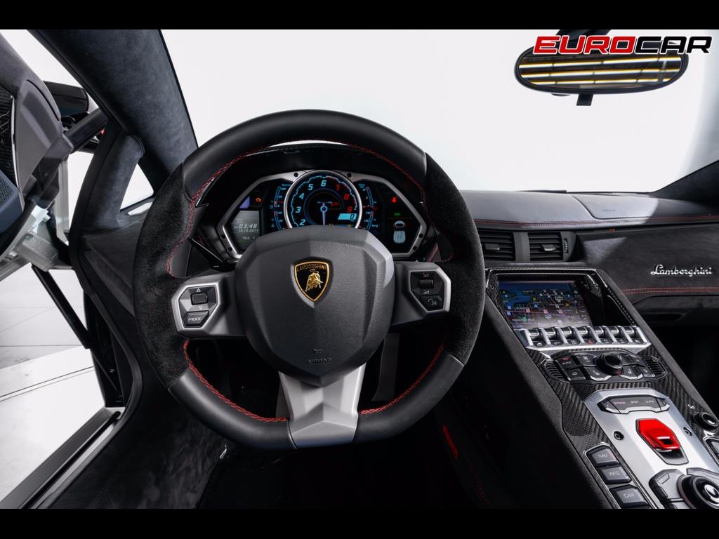 2016AventadorLP700-4 Roadster Pirelli Edition