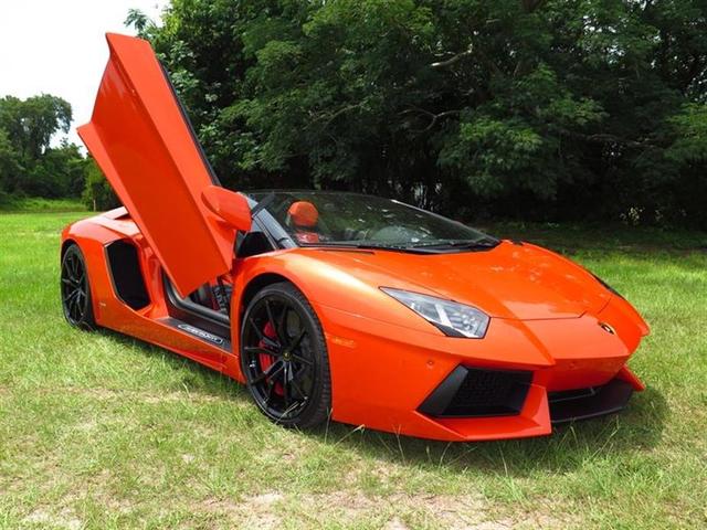 2014AventadorLP700-4 Roadster