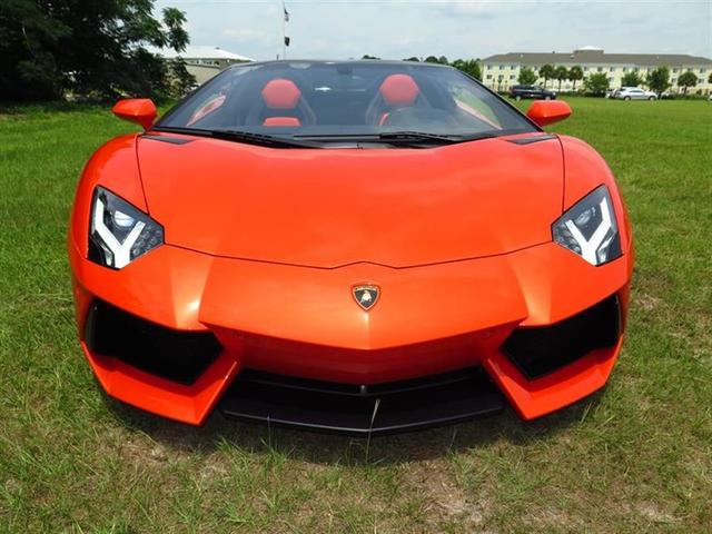 2014AventadorLP700-4 Roadster