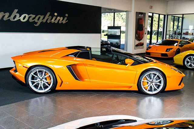 2014AventadorLP700-4 Roadster