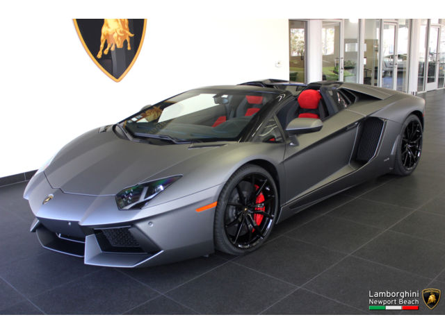 2014AventadorLP700-4 Roadster