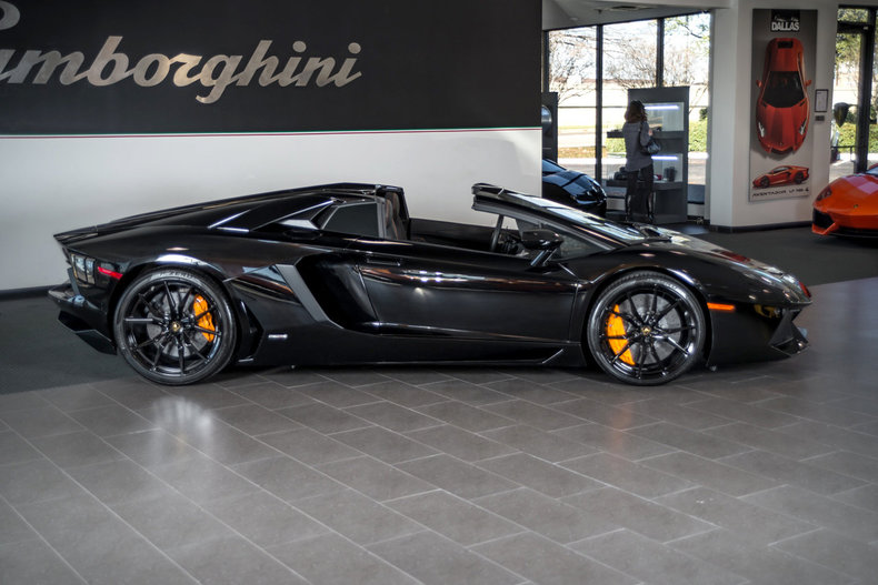 2015AventadorLP750-4 SV Roadster