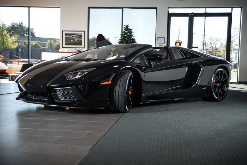 2015AventadorLP750-4 SV Roadster