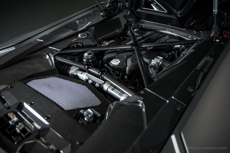 2015AventadorLP700-4 Roadster