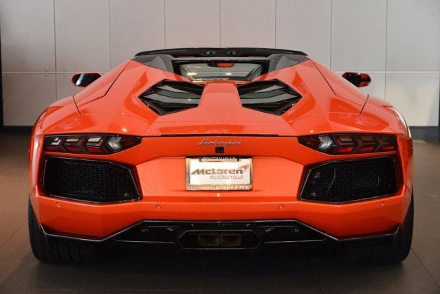 2014AventadorLP700-4 Roadster