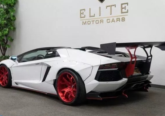 2014AventadorLP700-4 Roadster