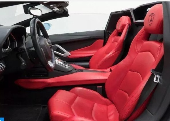 2014AventadorLP700-4 Roadster