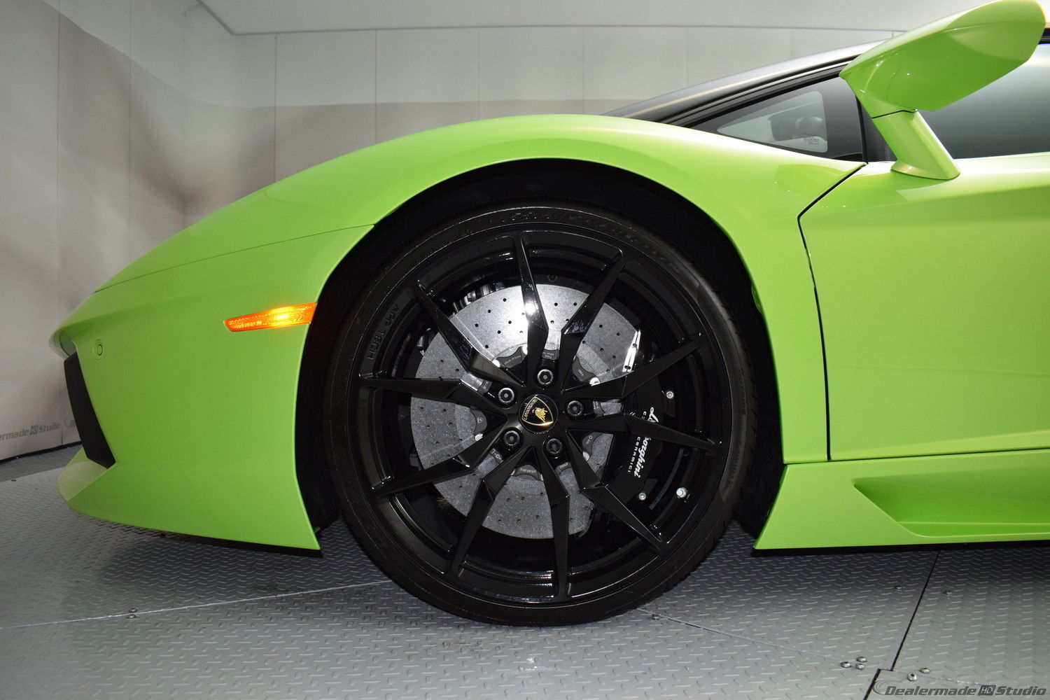 2016AventadorLP700-4 Roadster