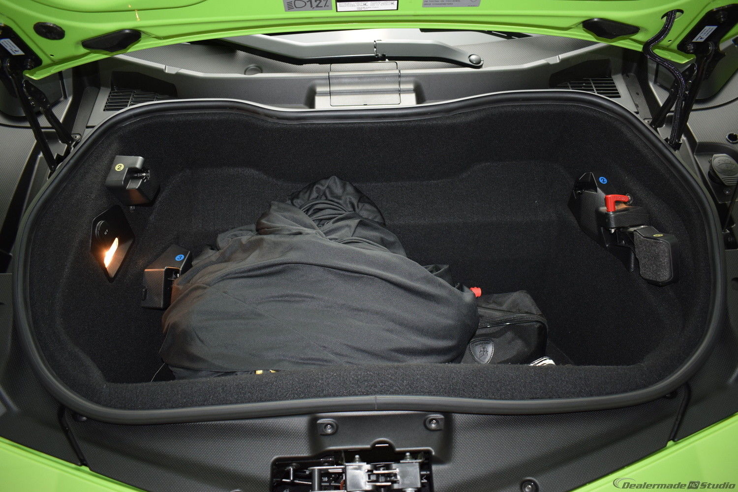 2016AventadorLP700-4 Roadster