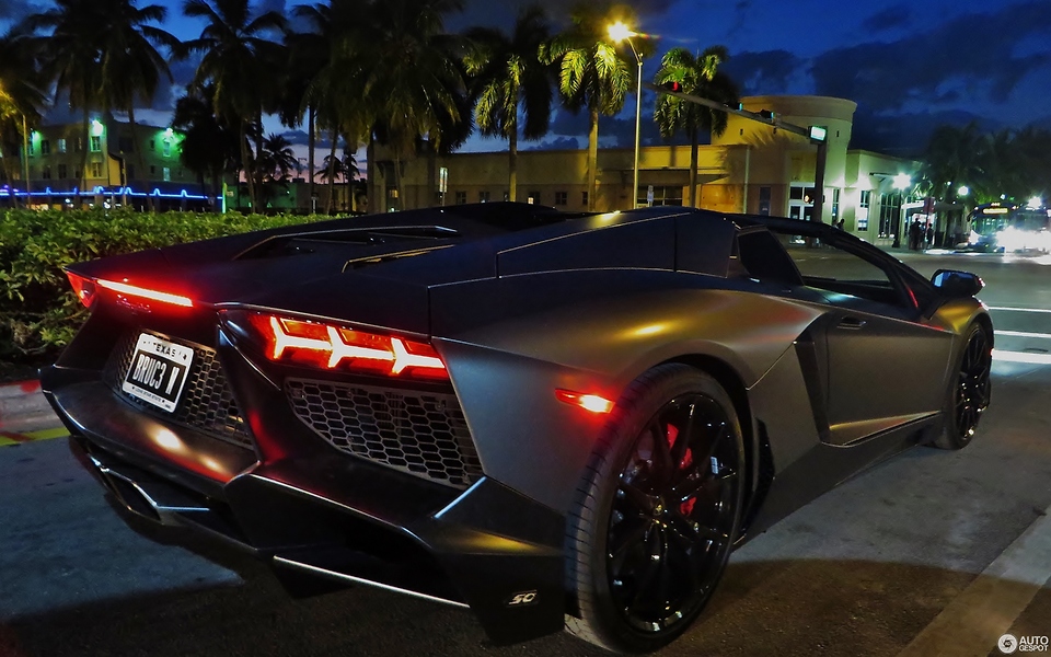 2014AventadorLP720-4 50 Anniversario Roadster