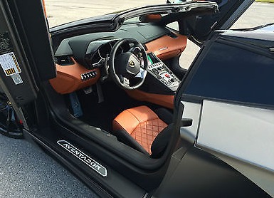 2014AventadorLP720-4 50 Anniversario Roadster