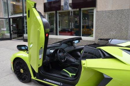 2016AventadorLP750-4 SV Roadster