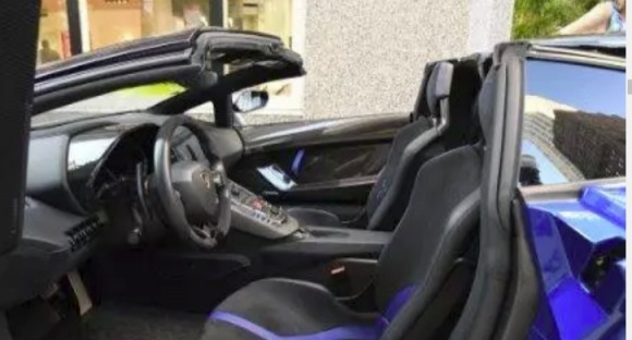 2017AventadorLP750-4 SV Roadster