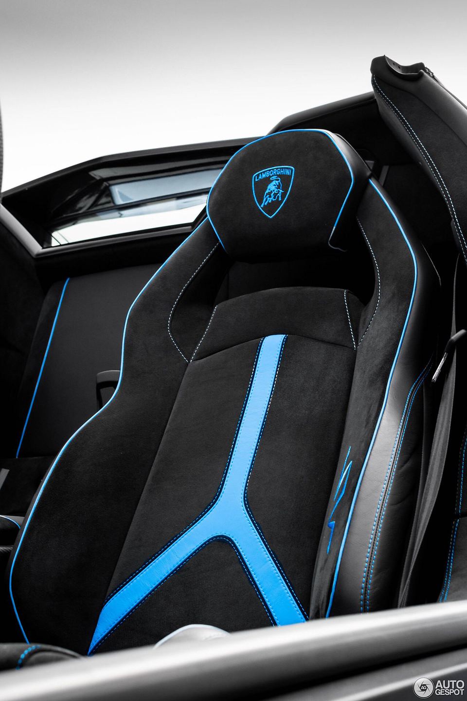 2016AventadorLP750-4 SV Roadster