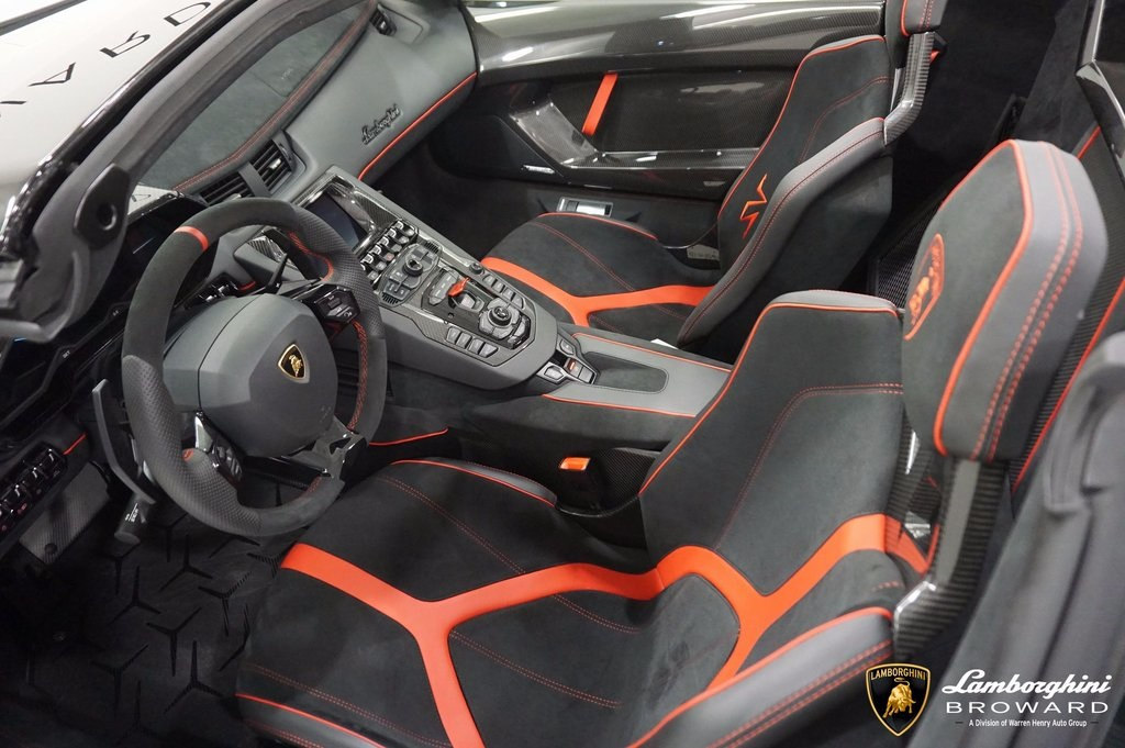 2017AventadorLP750-4 SV Roadster