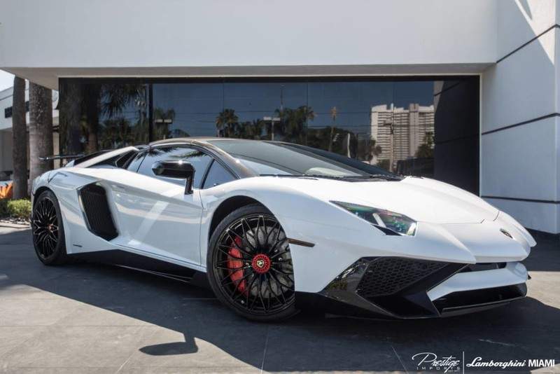 2017AventadorLP750-4 SV Roadster