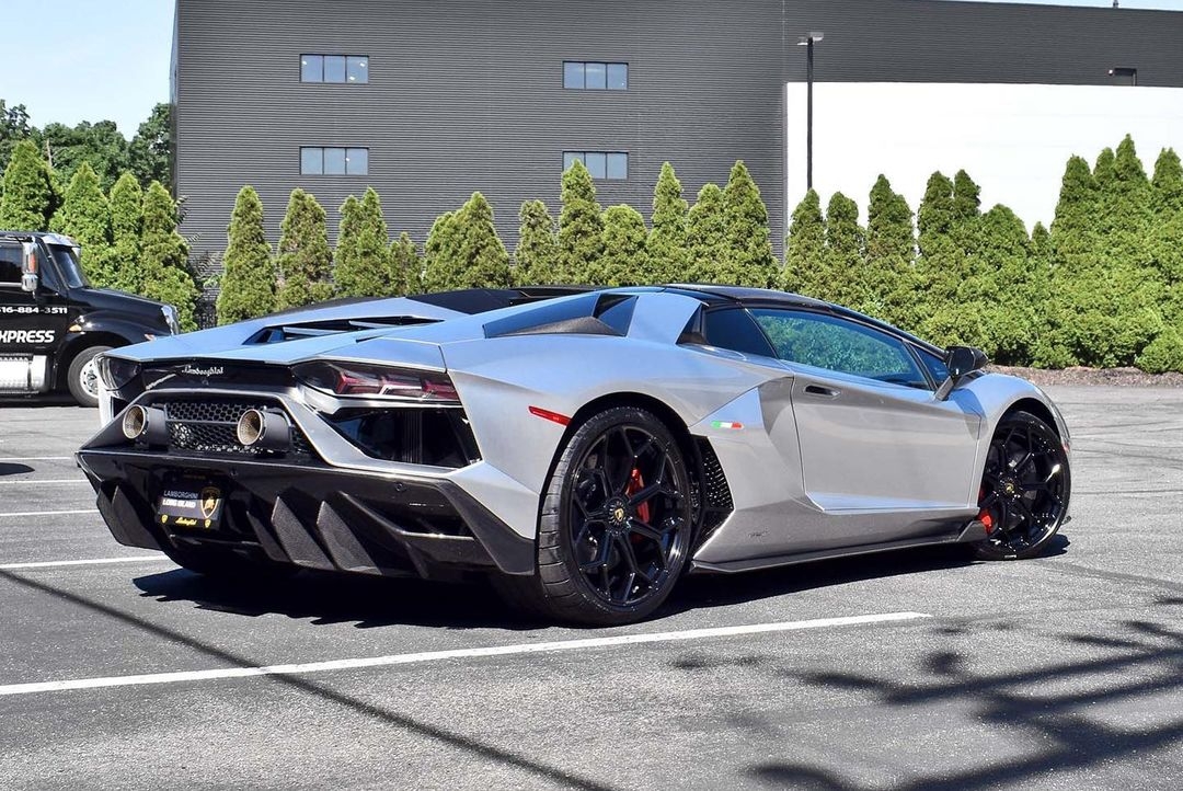2022AventadorLP780-4 Ultimae Roadster