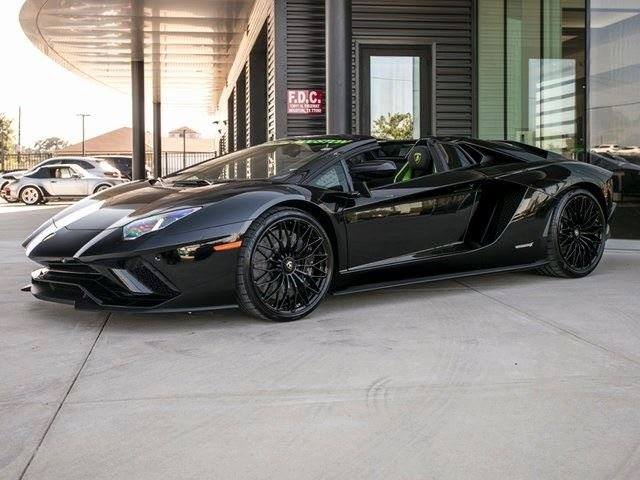 2018AventadorLP740-4 S Roadster