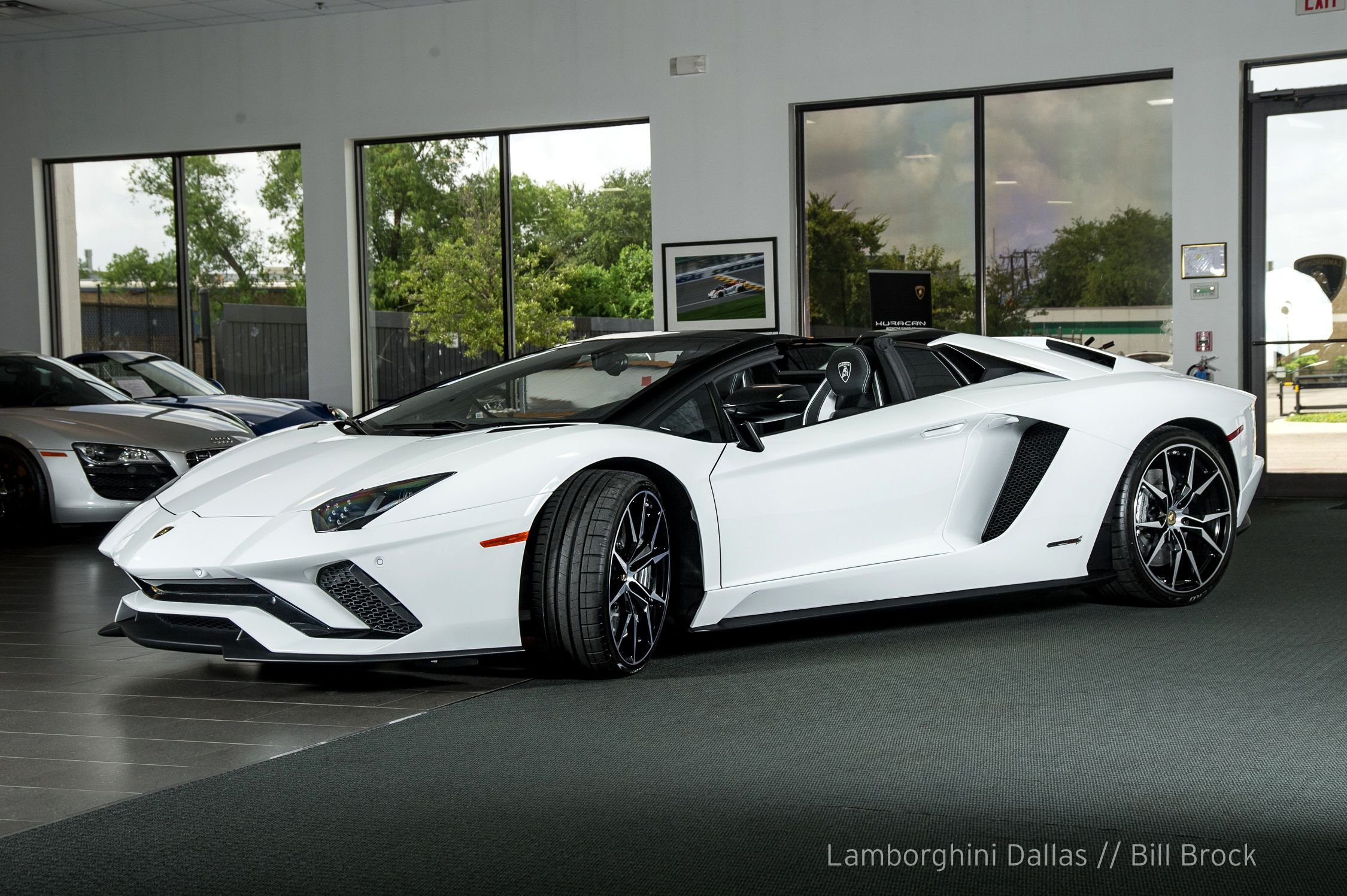 2018AventadorLP740-4 S Roadster