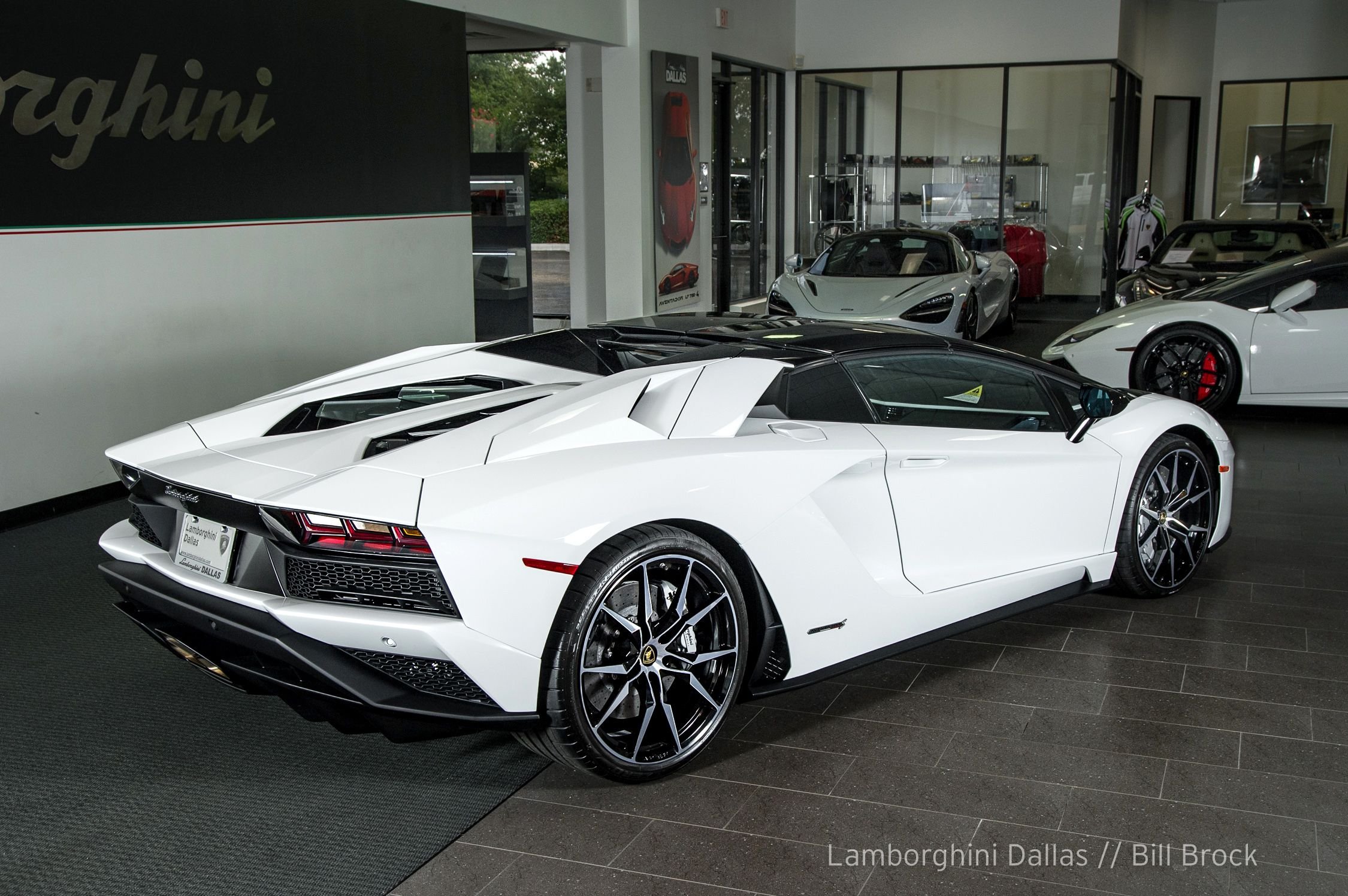 2018AventadorLP740-4 S Roadster