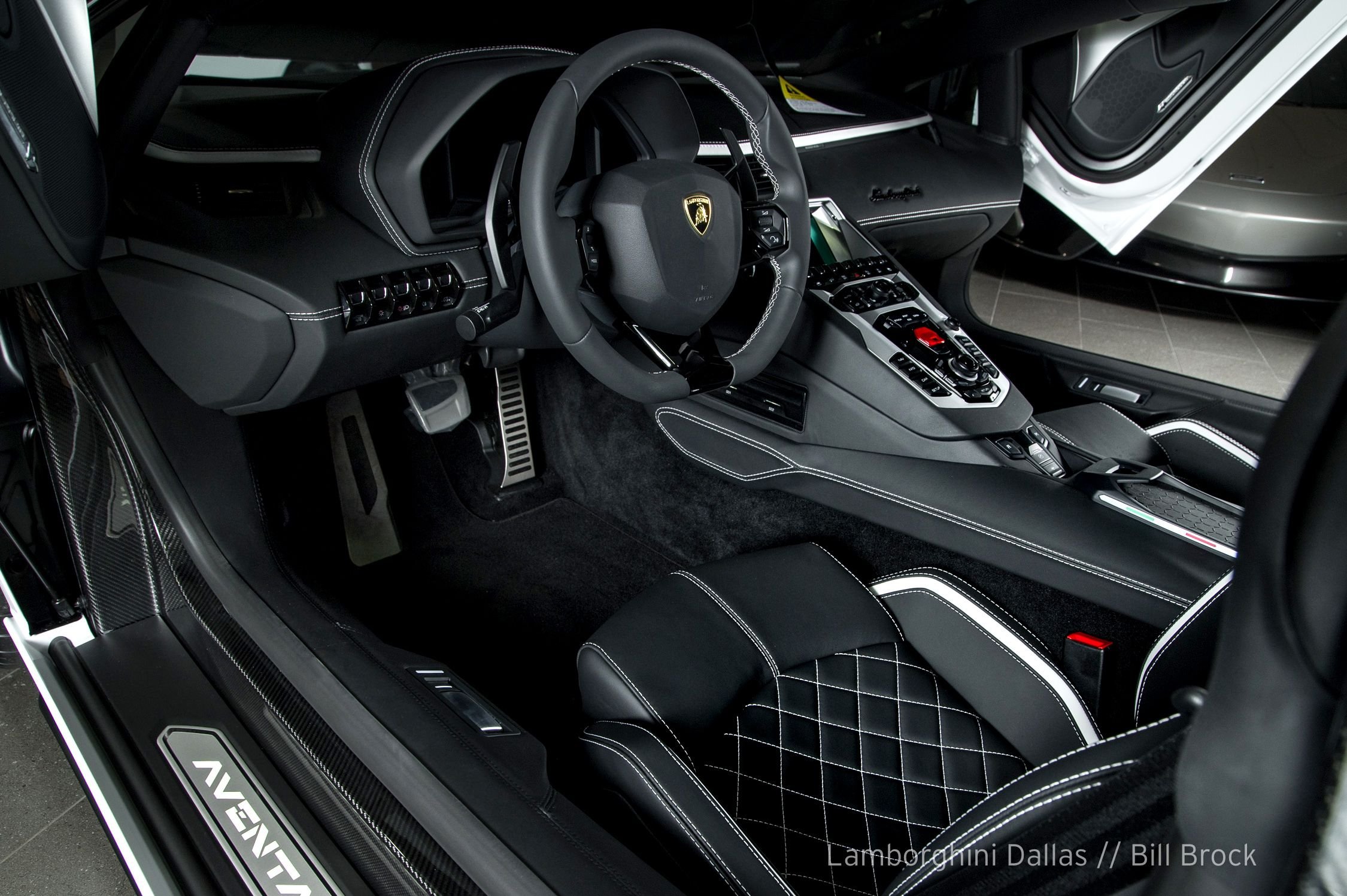 2018AventadorLP740-4 S Roadster