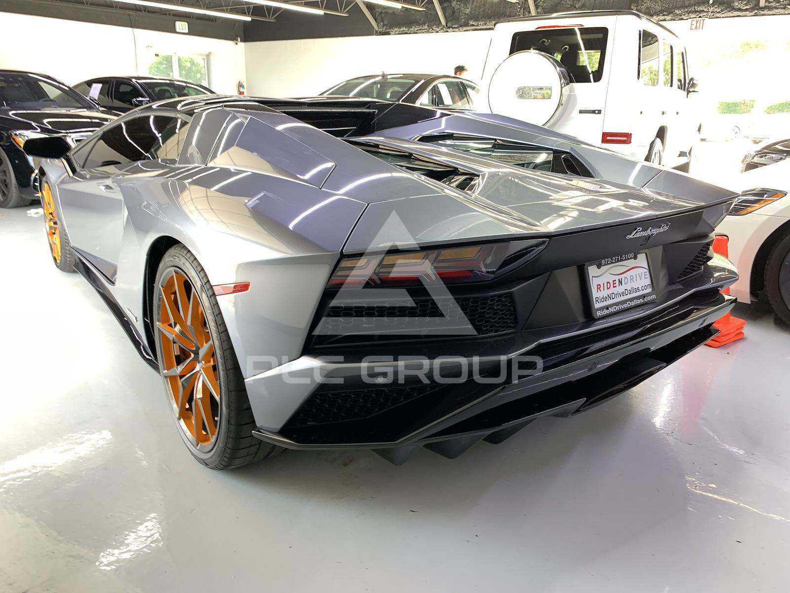 2018AventadorLP740-4 S Roadster
