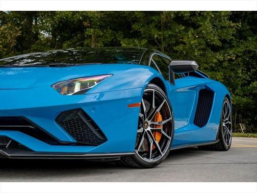 2018AventadorLP740-4 S Roadster