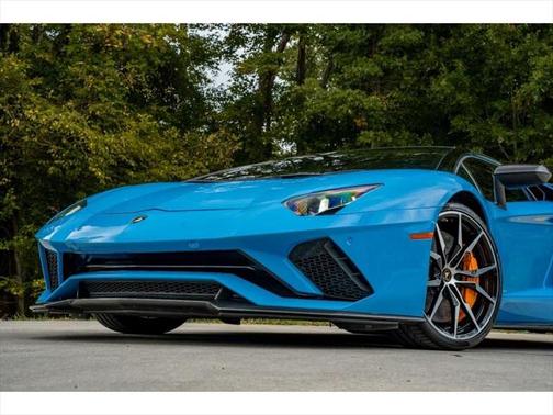 2018AventadorLP740-4 S Roadster