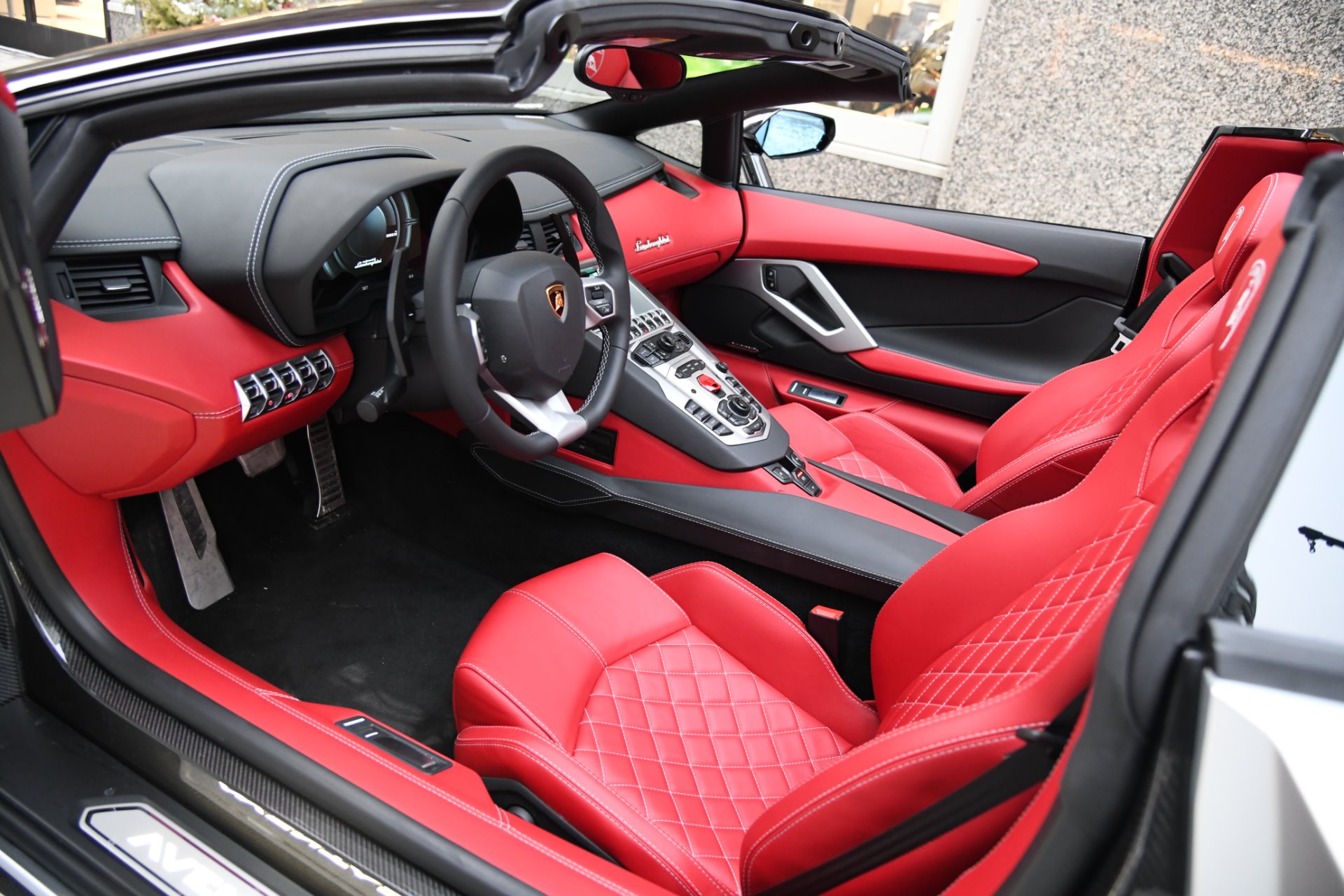 2018AventadorLP740-4 S Roadster