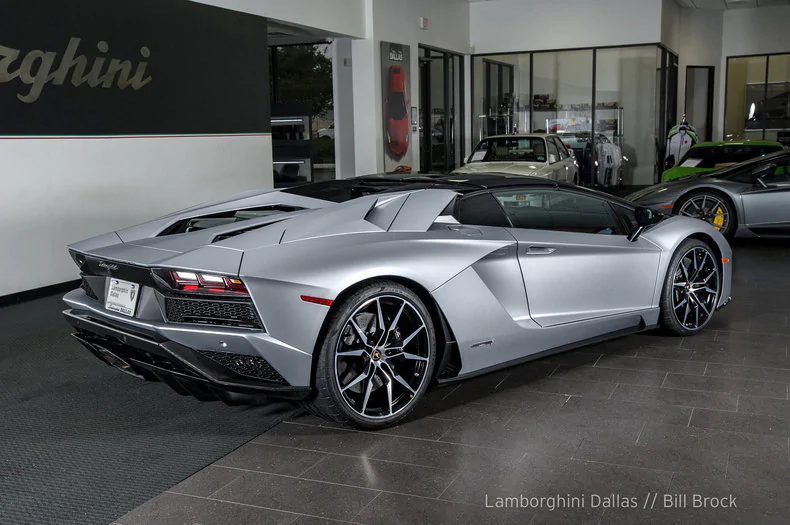 2018AventadorLP740-4 S Roadster