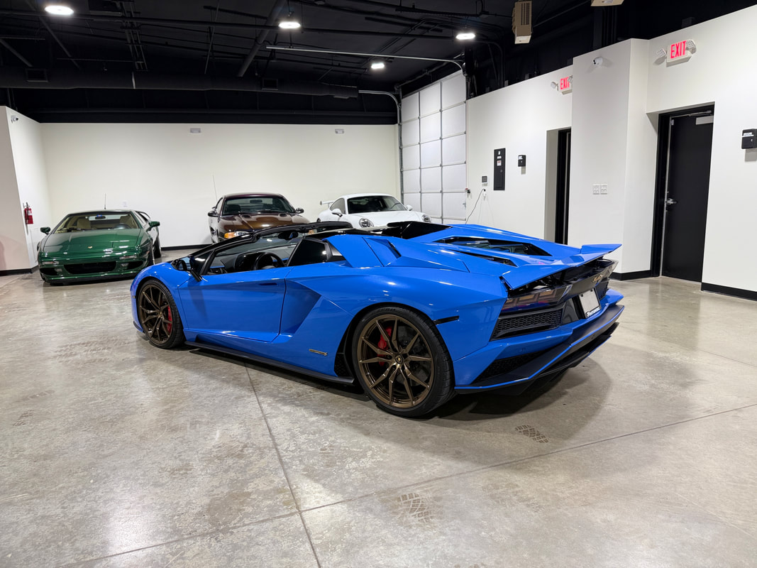 2018AventadorLP740-4 S Roadster