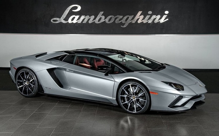 2018AventadorLP740-4 S Roadster