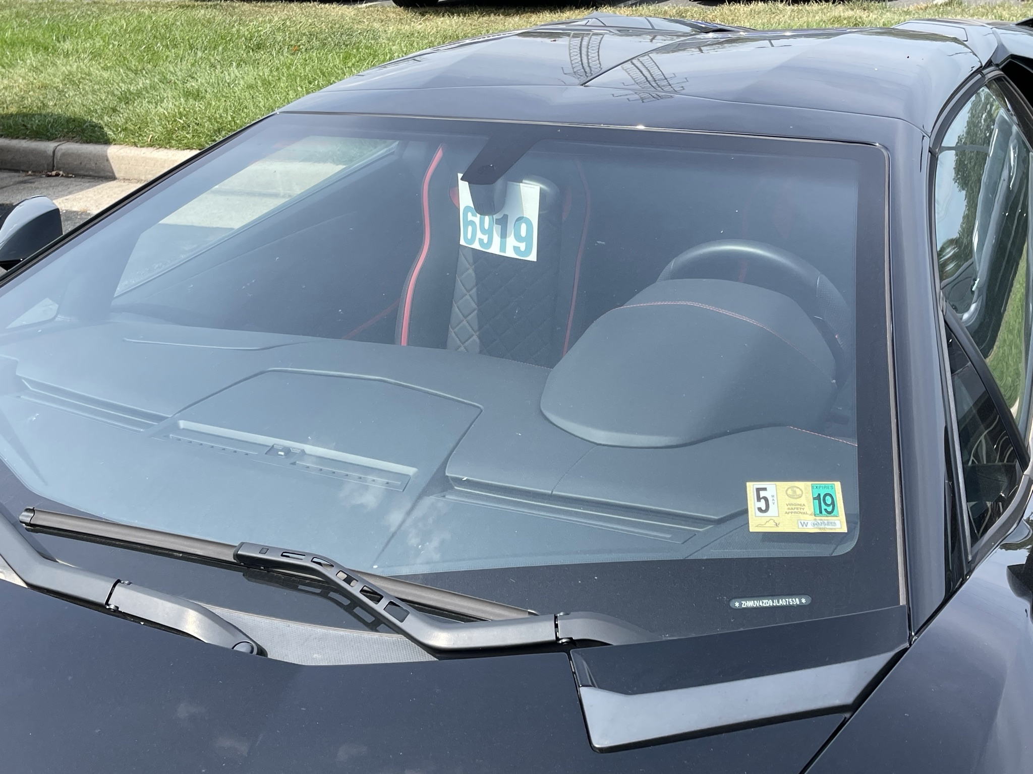 2018AventadorLP740-4 S Roadster