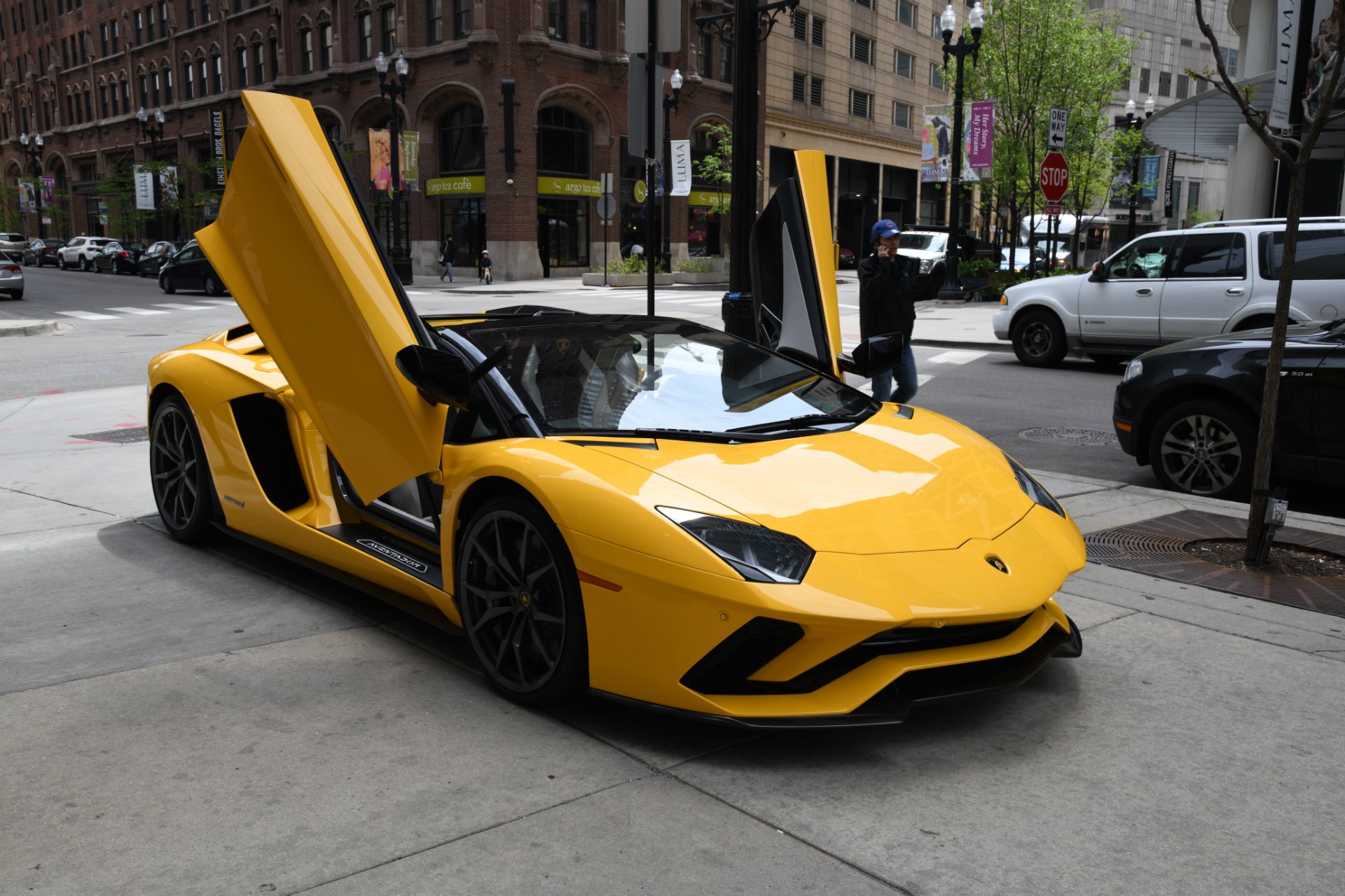 2018AventadorLP740-4 S Roadster
