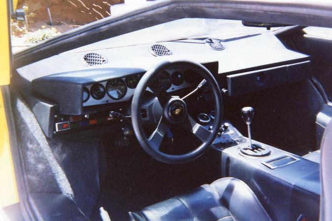 1975CountachLP400