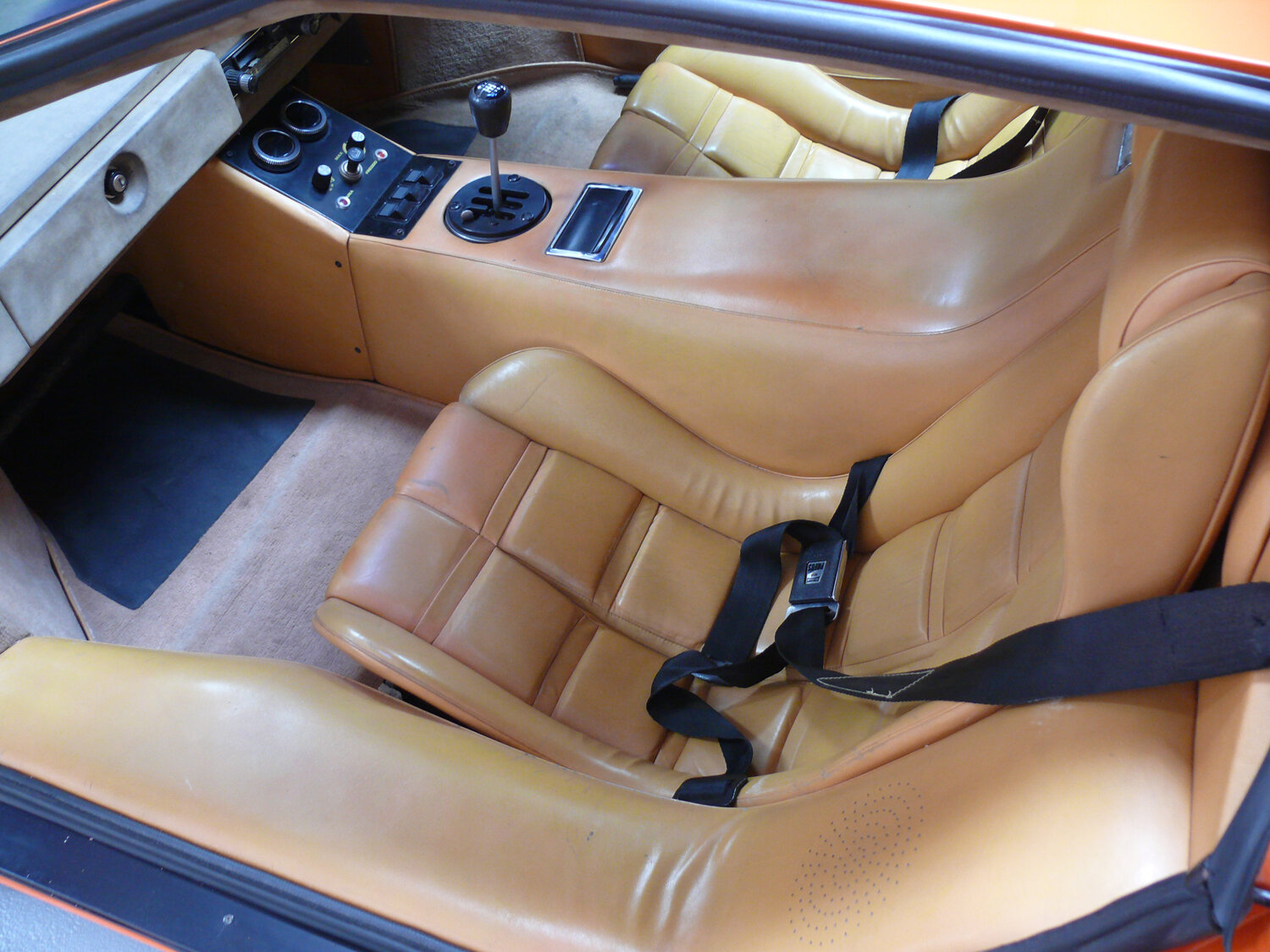 1975CountachLP400