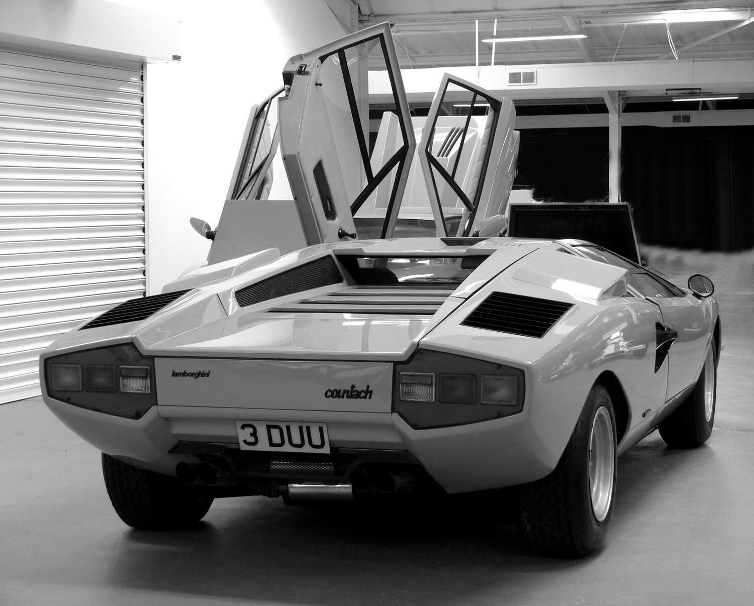 1975CountachLP400