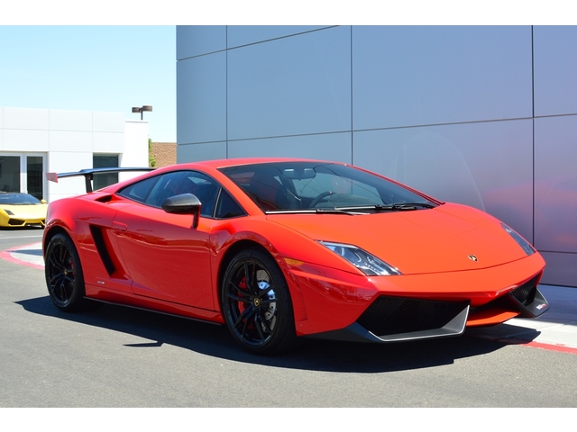 2012GallardoLP570-4 Super Trofeo Stradale