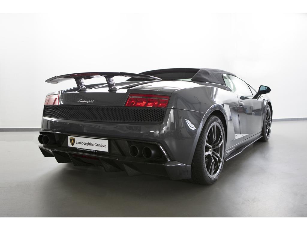 2011GallardoLP570-4 Spyder Performante