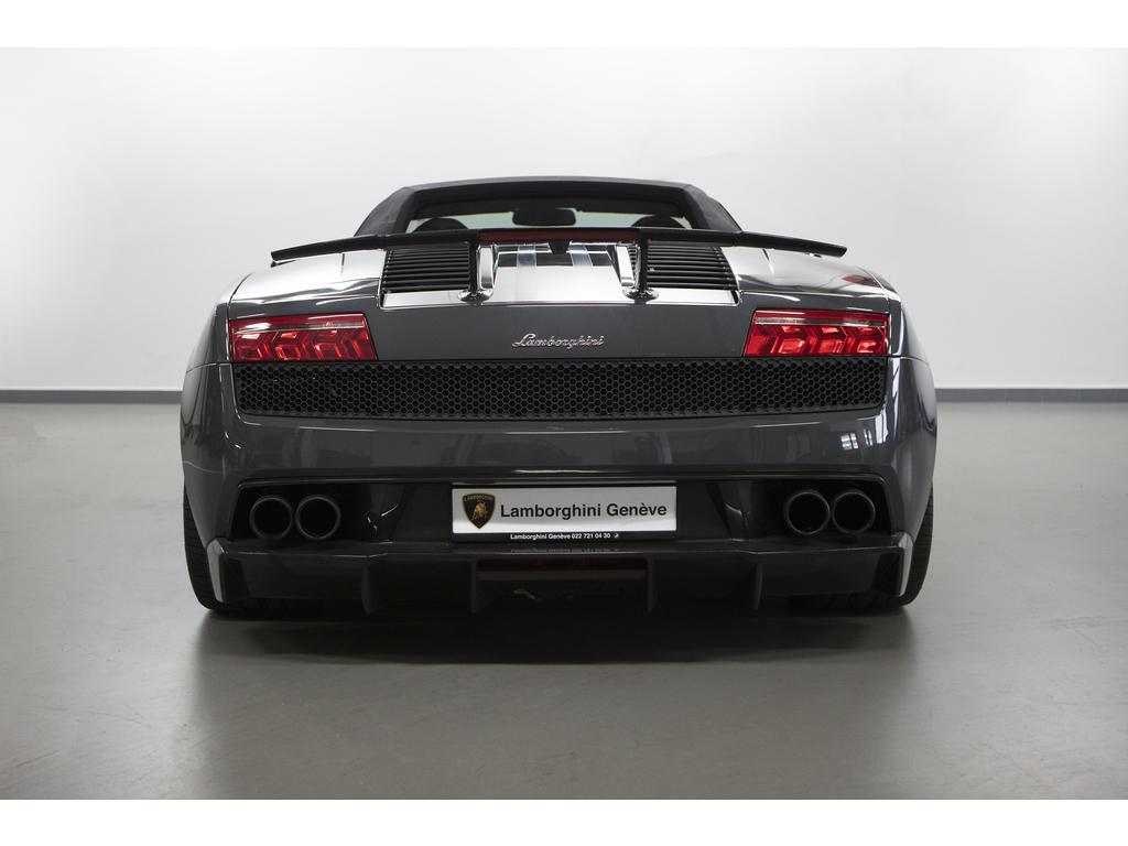 2011GallardoLP570-4 Spyder Performante