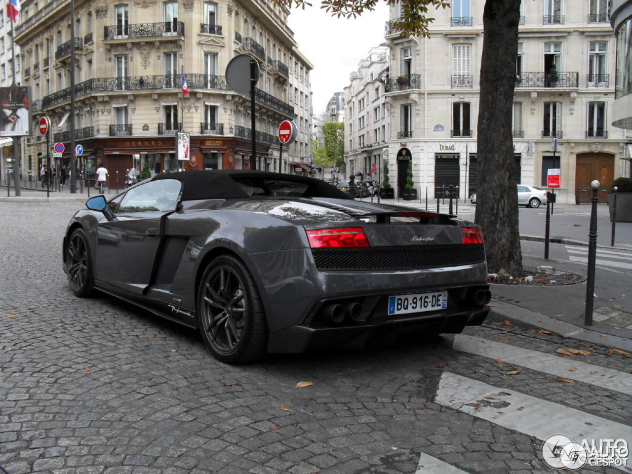 2011GallardoLP570-4 Spyder Performante