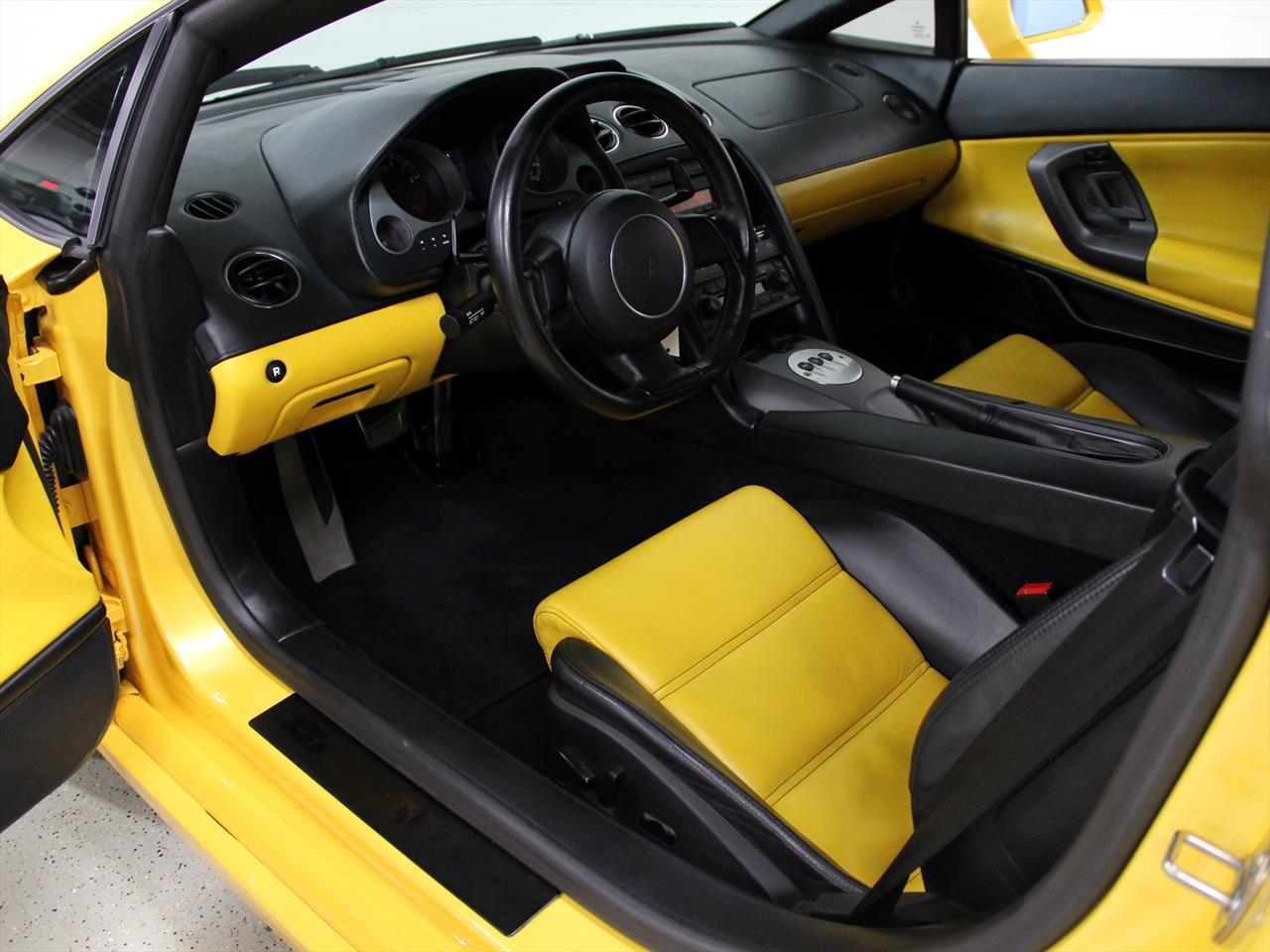 2004Gallardo
